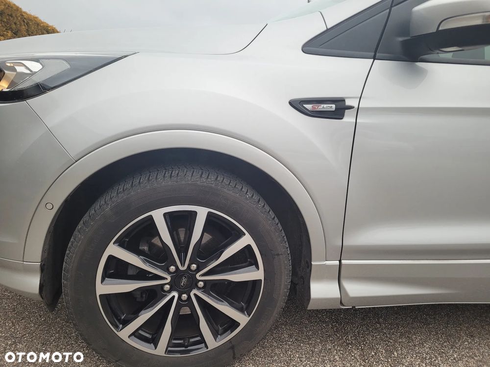 Ford Kuga - 20