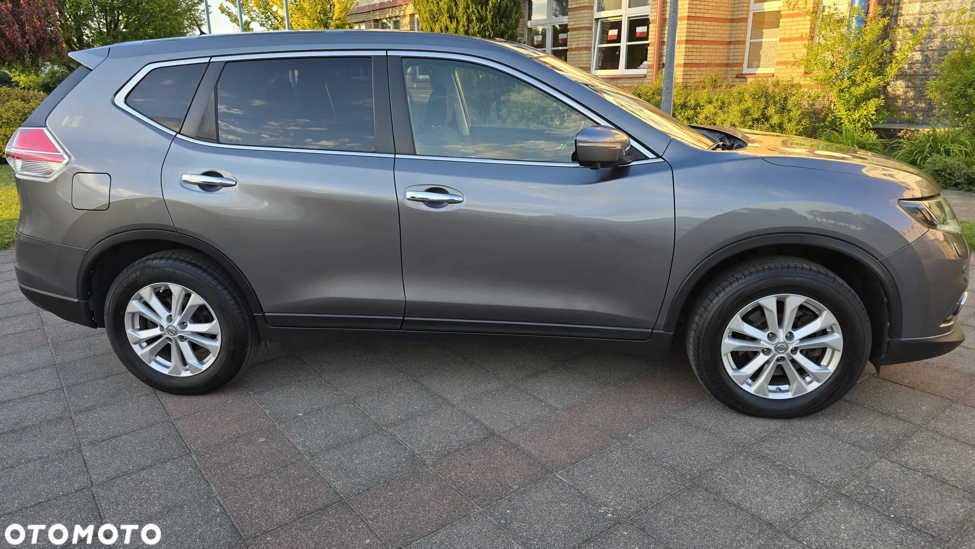 Nissan X-Trail - 8