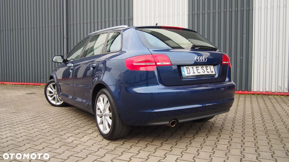 Audi A3 Sportback 2.0 TDI DPF Ambition - 2