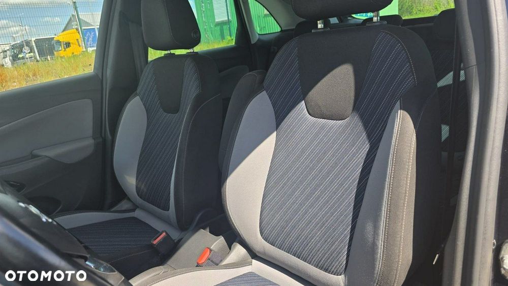 Opel Crossland X - 17