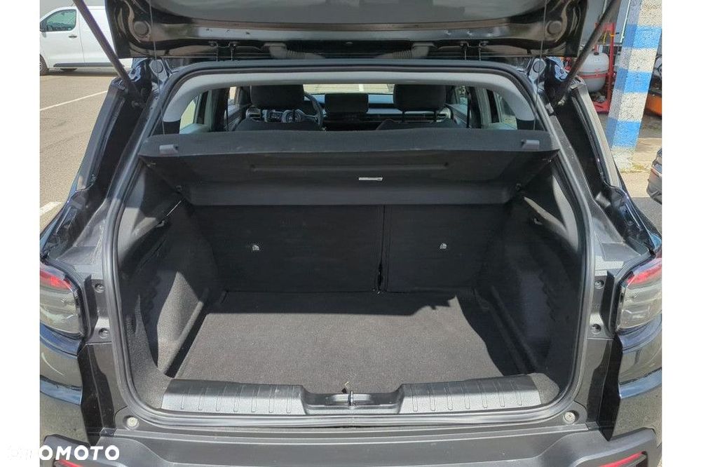 Jeep Avenger - 10