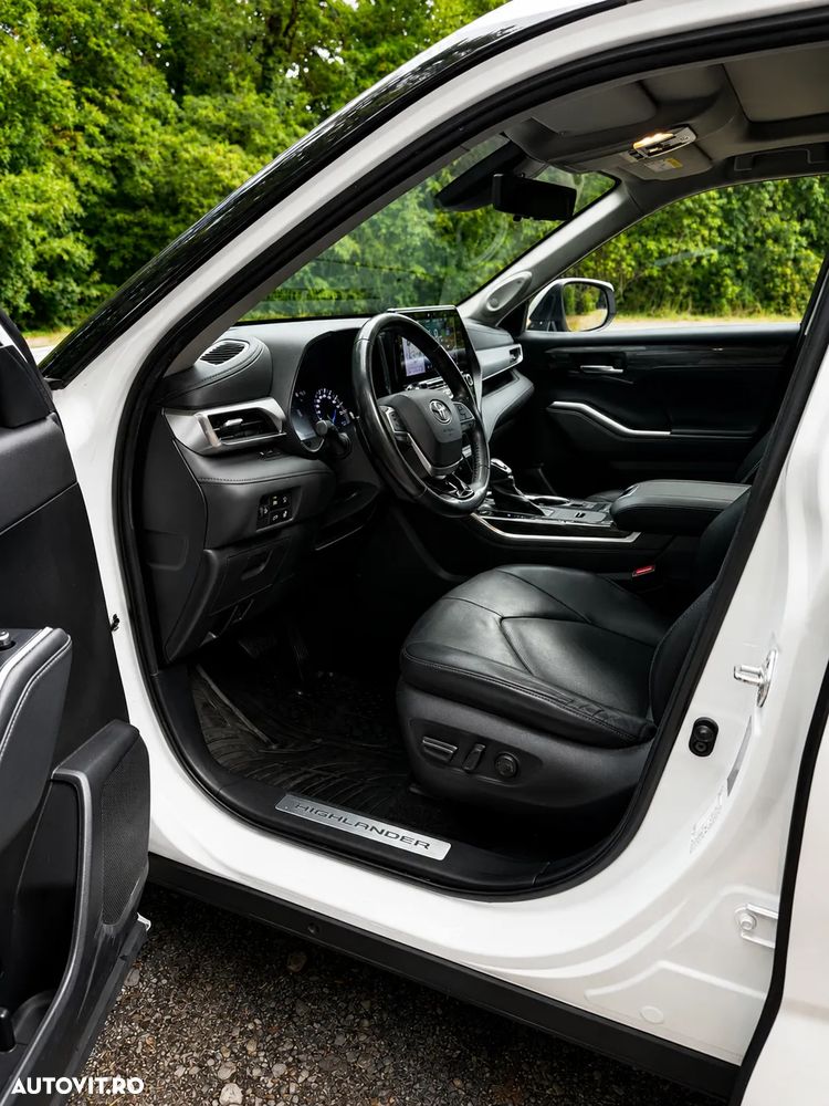 Toyota Highlander 2.5 L Dynamic Force 248CP Luxury Pearly - 6
