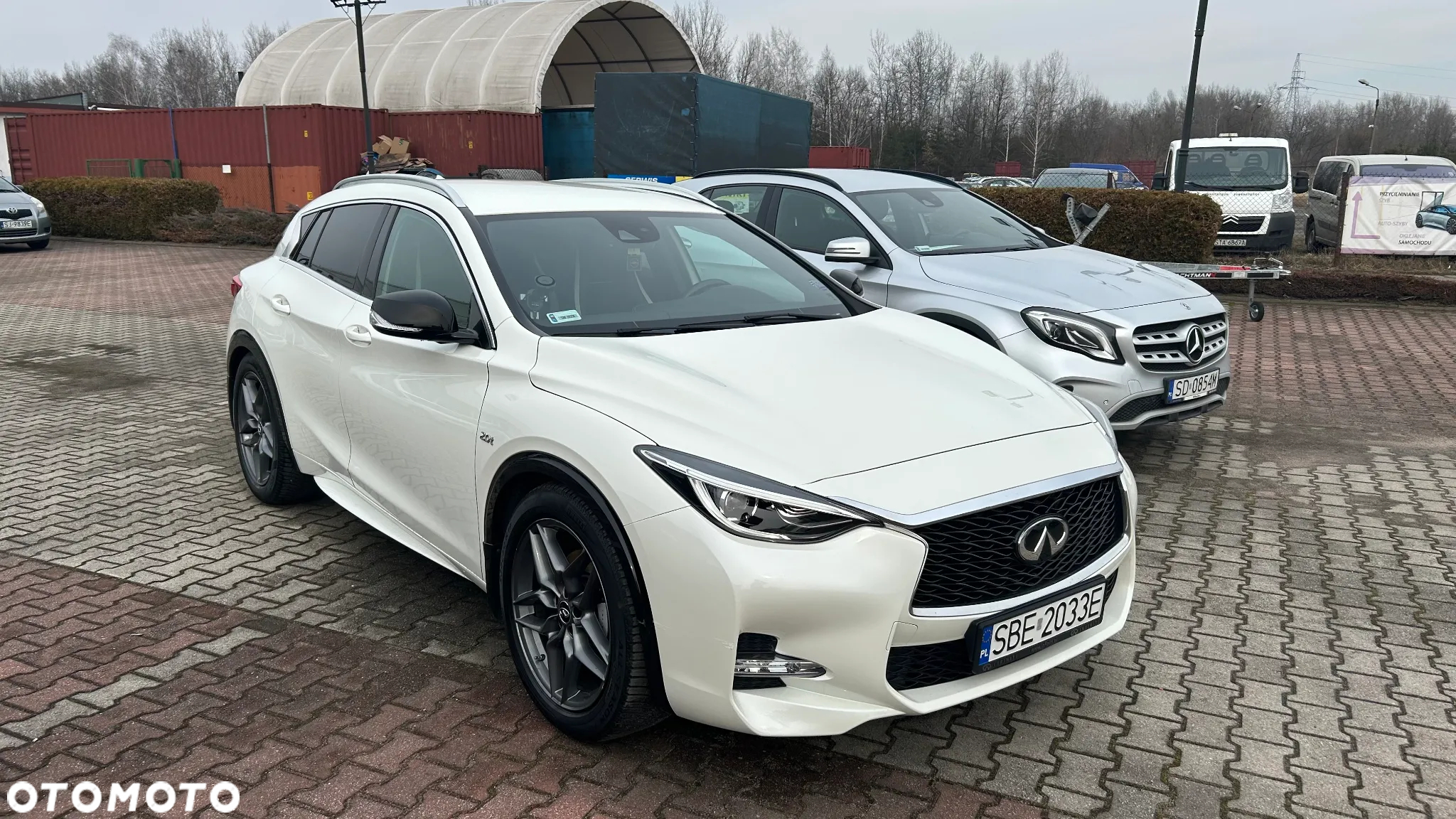 Infiniti Q30 2.0t Sport AWD 7DCT - 3