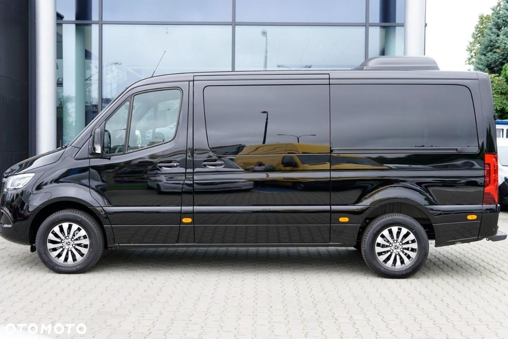 Mercedes-Benz Sprinter - 4