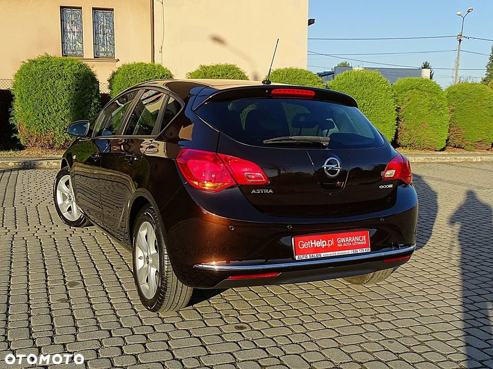 Opel Astra 1.4 Turbo Cosmo - 22