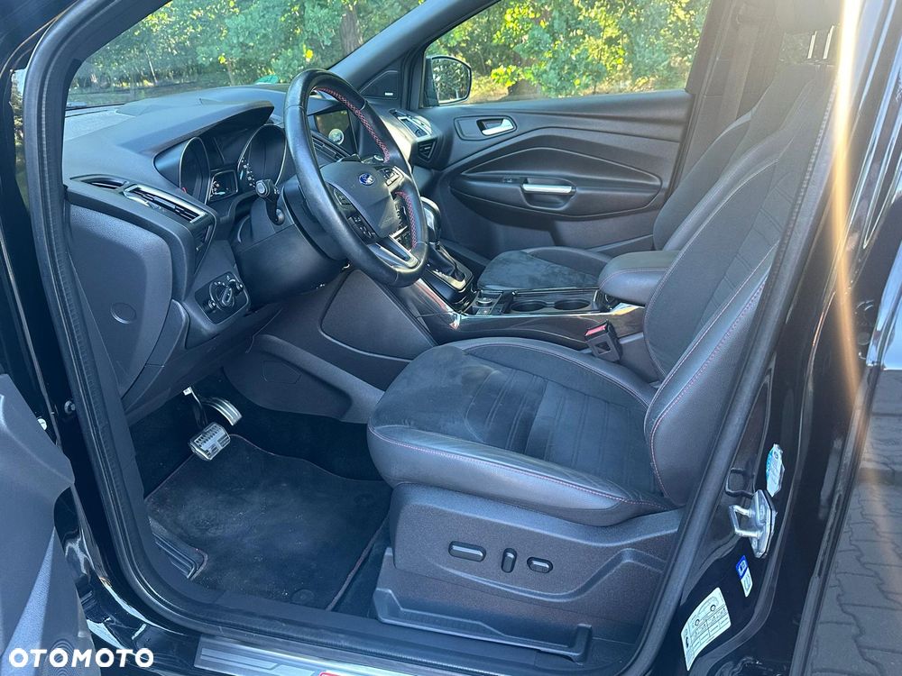 Ford Kuga 2.0 TDCi AWD ST-Line - 15