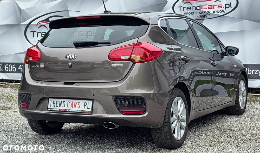 Kia Ceed 1.4 CVVT Vision - 25