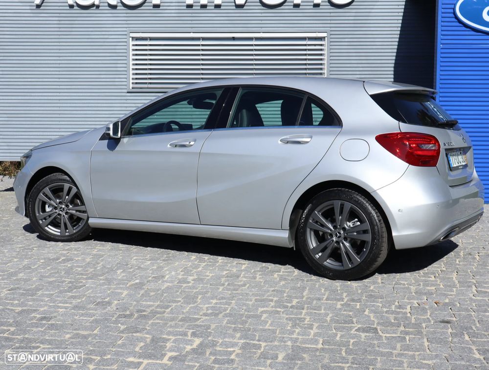 Mercedes-Benz A 180 d Urban - 2