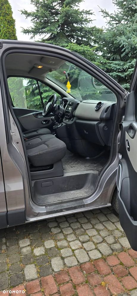Renault Trafic - 10