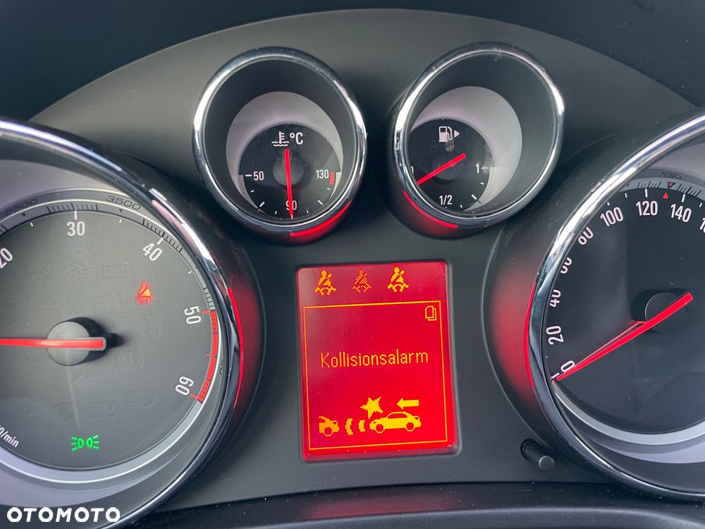 Opel Insignia 2.0 CDTI Sport - 33