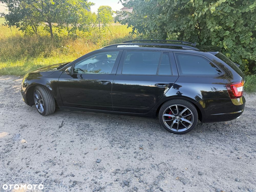 Skoda Octavia 2.0 TDI RS Challenge DSG - 13