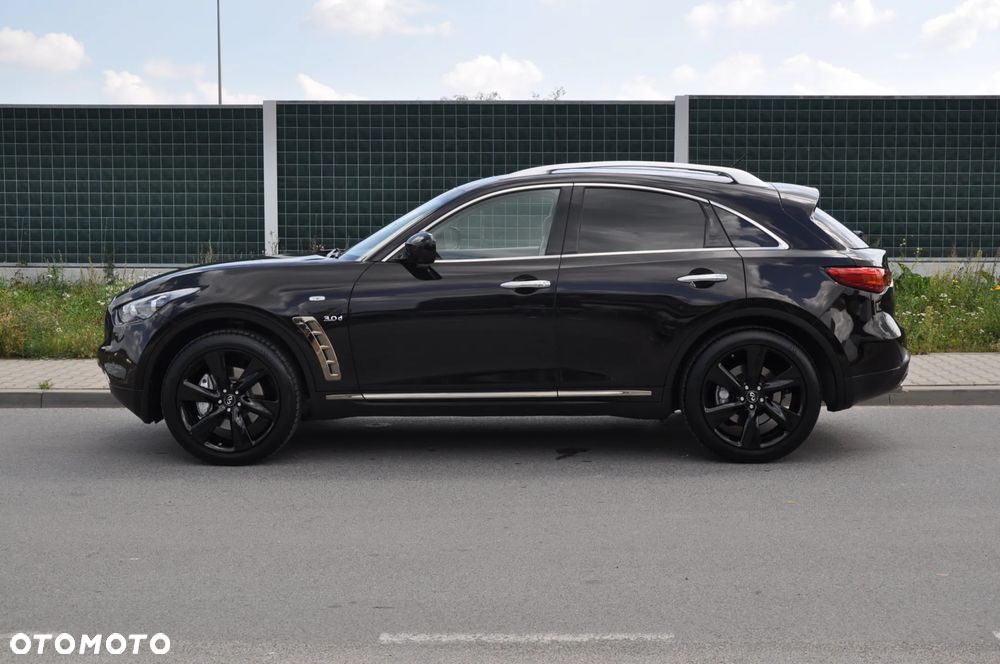 Infiniti QX70 - 7