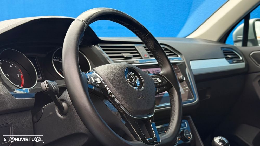 VW Tiguan 1.6 TDI Confortline - 4