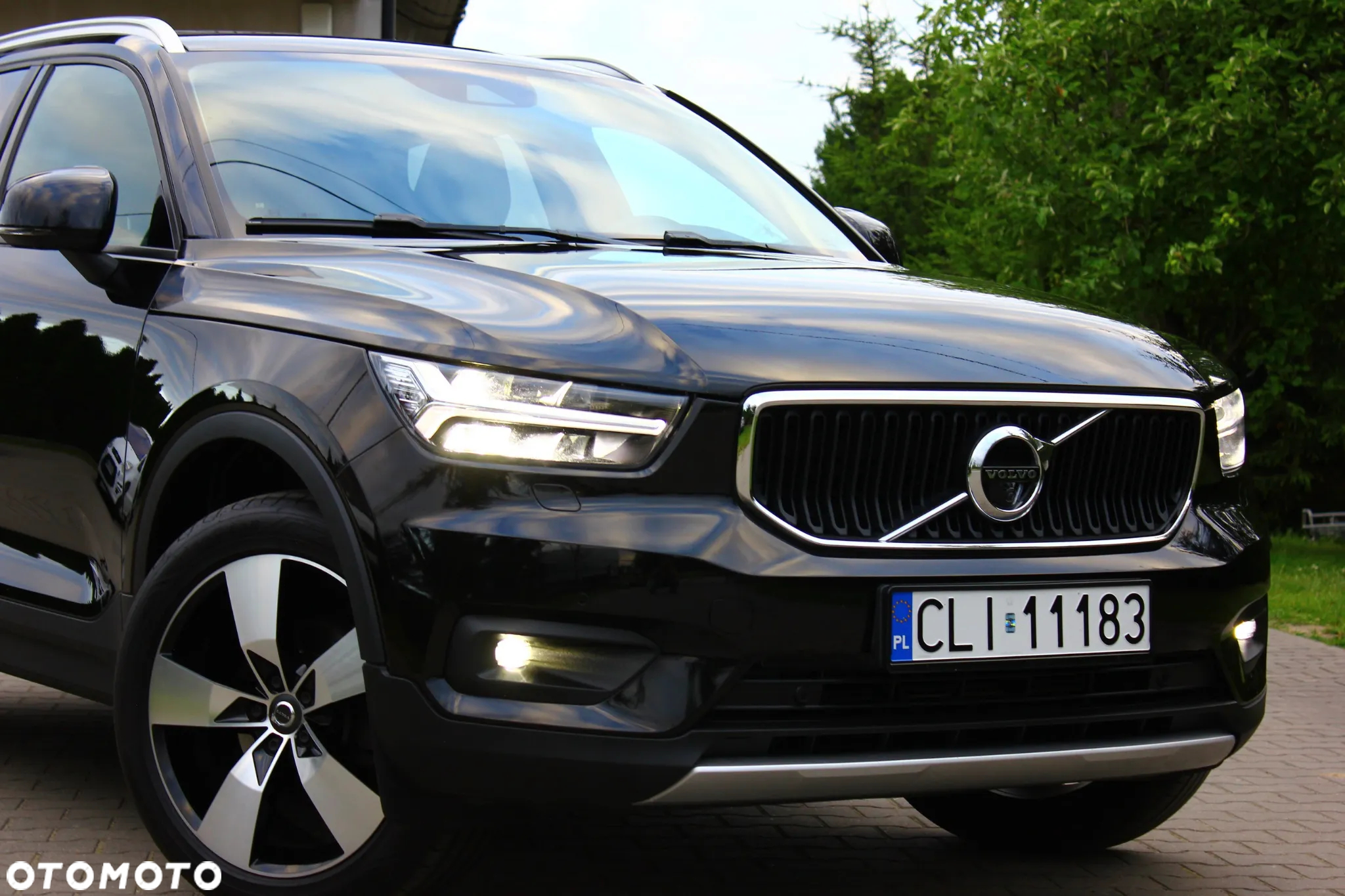 Volvo XC 40 D3 Geartronic Momentum Pro - 4
