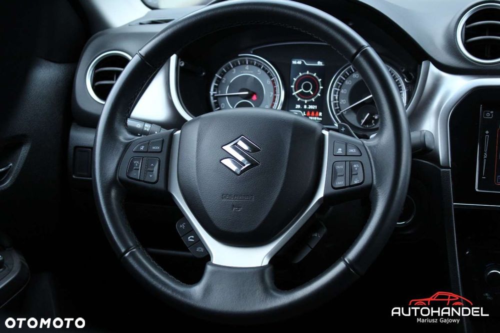 Suzuki Vitara - 11