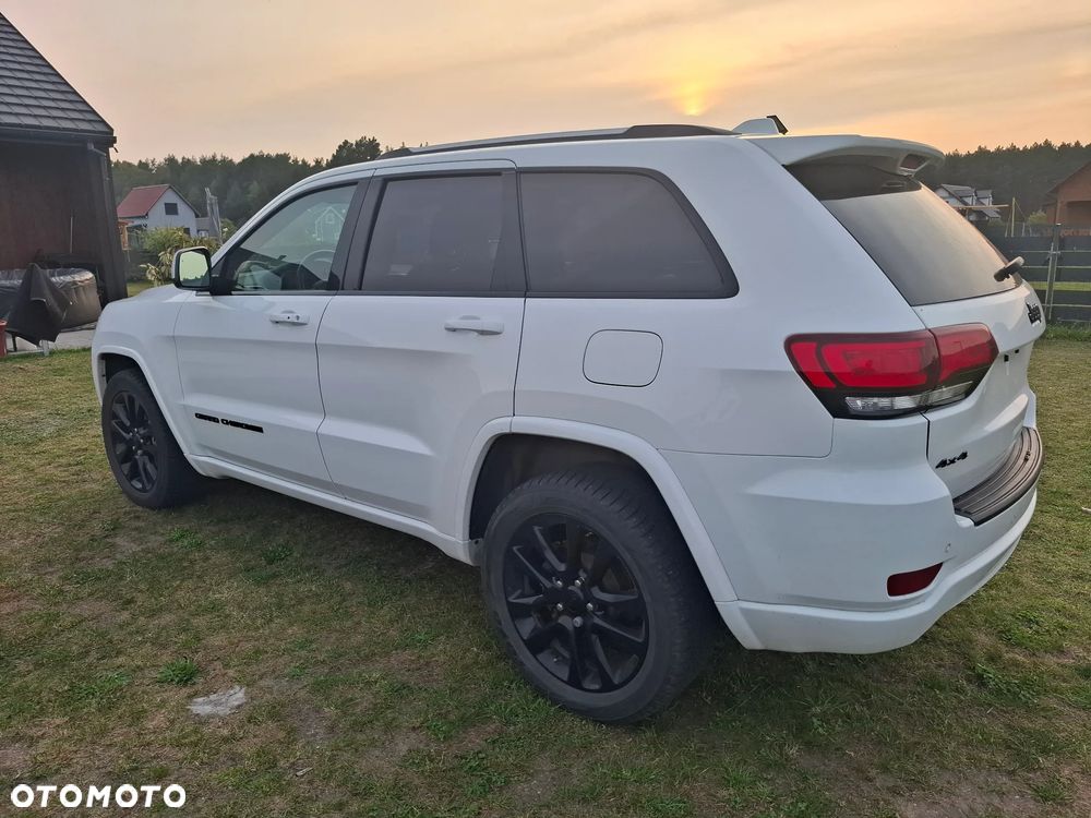 Jeep Grand Cherokee - 7