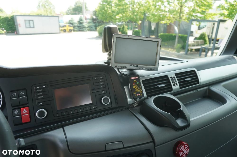 MAN TGS 26.360 burtowy / Dźwig Fassi F175 7.7 t / 3. oś skrętna - 25