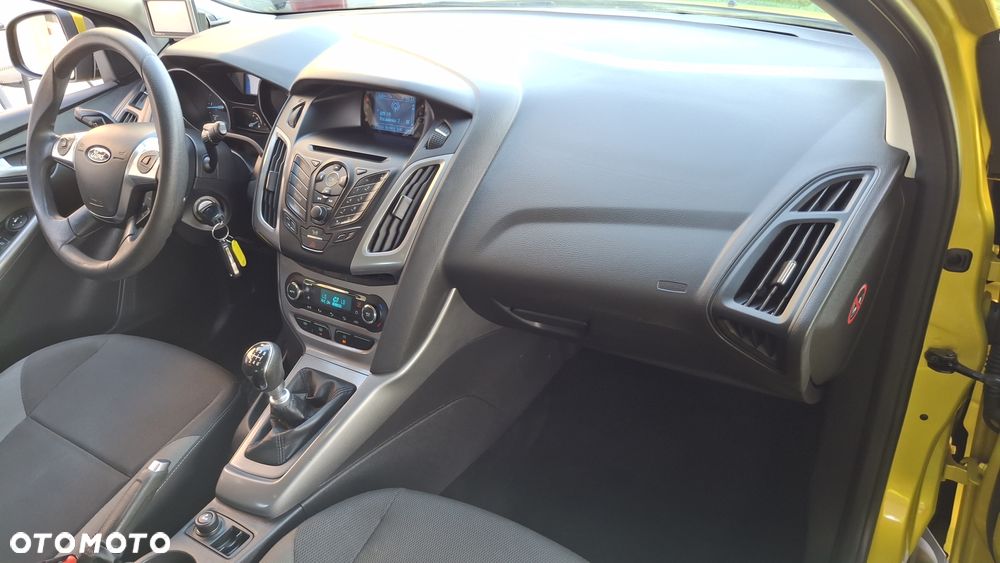 Ford Focus 1.6 TDCi DPF Trend - 19