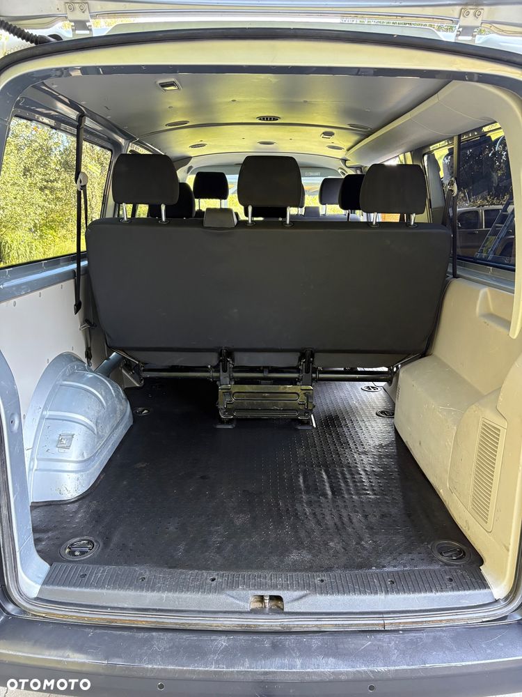 Volkswagen Transporter L2H1 Plus Trendline - 10
