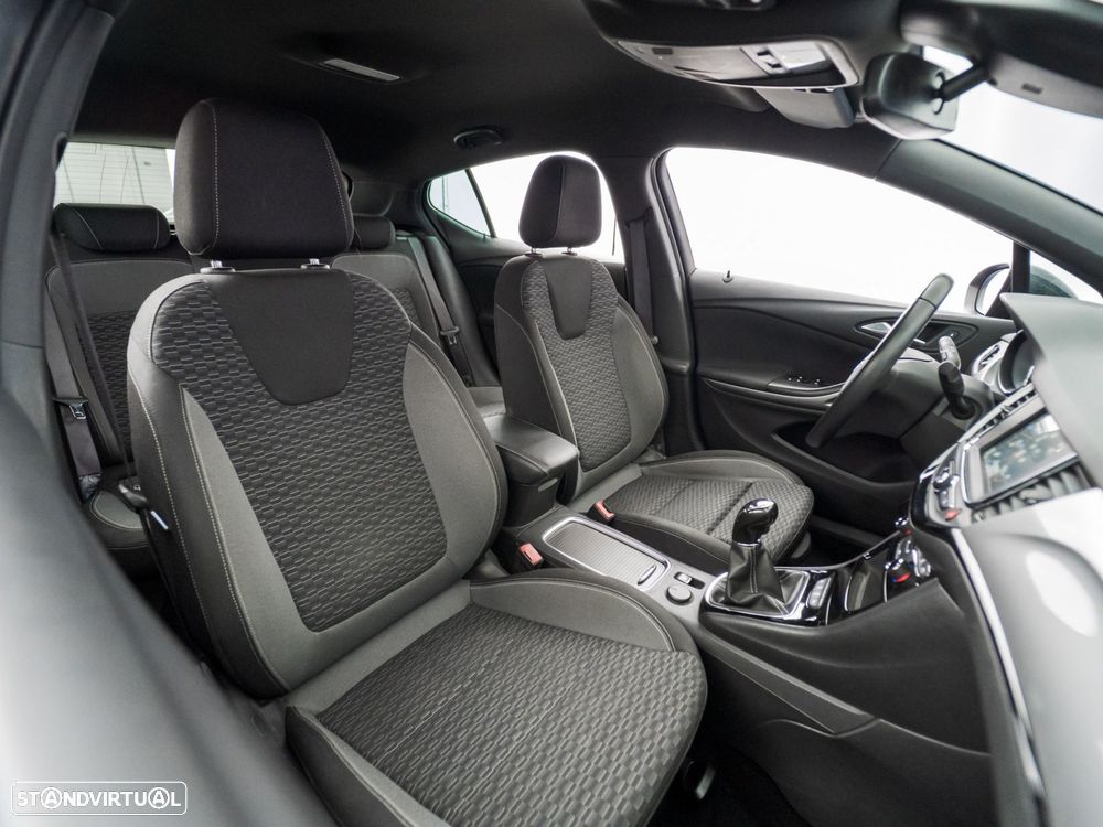 Opel Astra 1.5 D GS Line S/S - 32