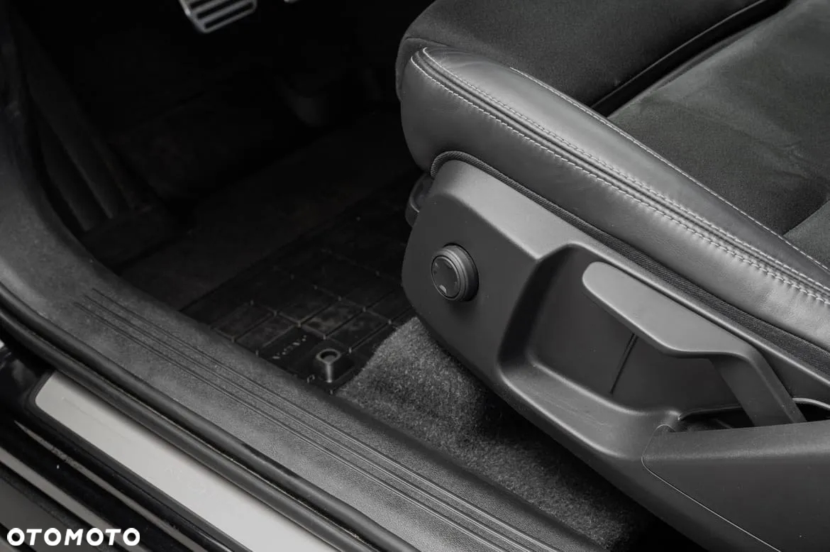 Volvo XC 40 T5 Recharge DKG RDesign - 13