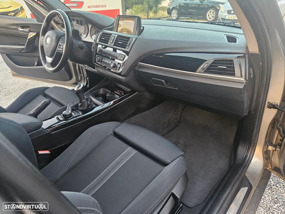 BMW 116 d Line Sport - 22