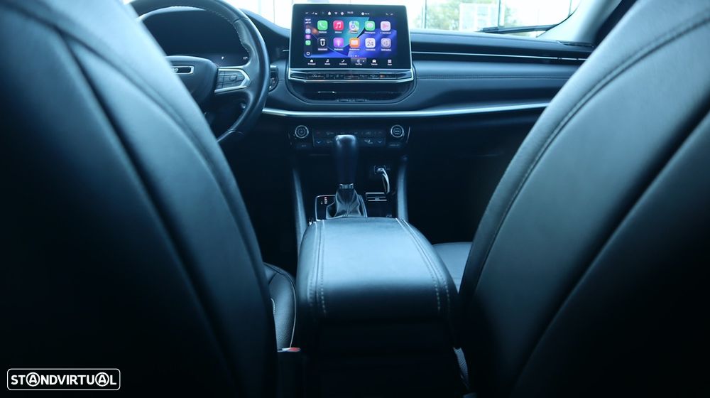 Jeep Compass 1.3 T Limited DCT - 28