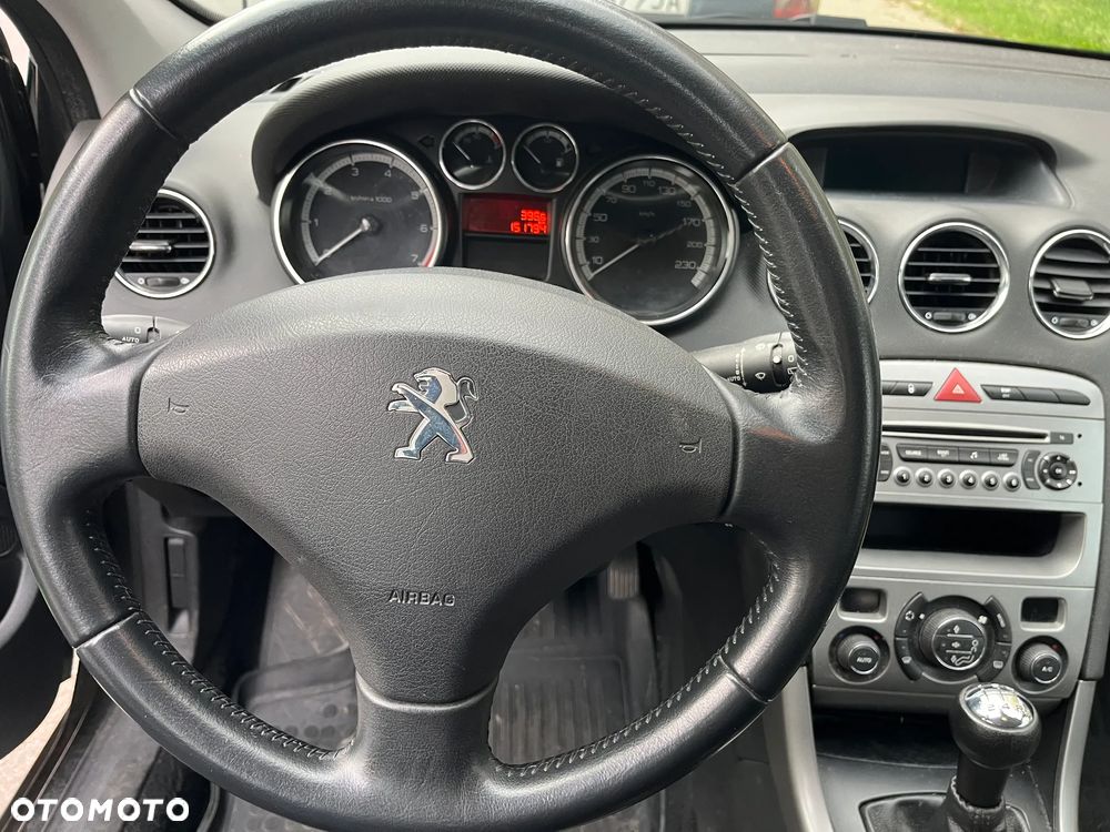 Peugeot 308 1.6 Premium - 9