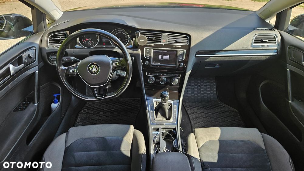 Volkswagen Golf 1.4 TSI BMT Highline - 8