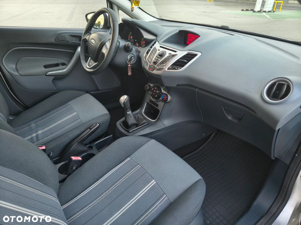 Ford Fiesta 1.25 Ambiente - 5