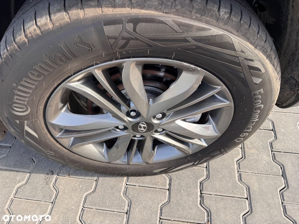 Hyundai ix35 1.7 CRDi 2WD blue Comfort - 36