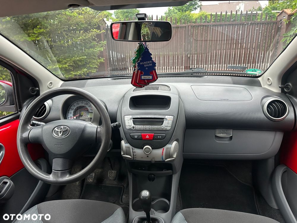 Toyota Aygo CoolRed - 6