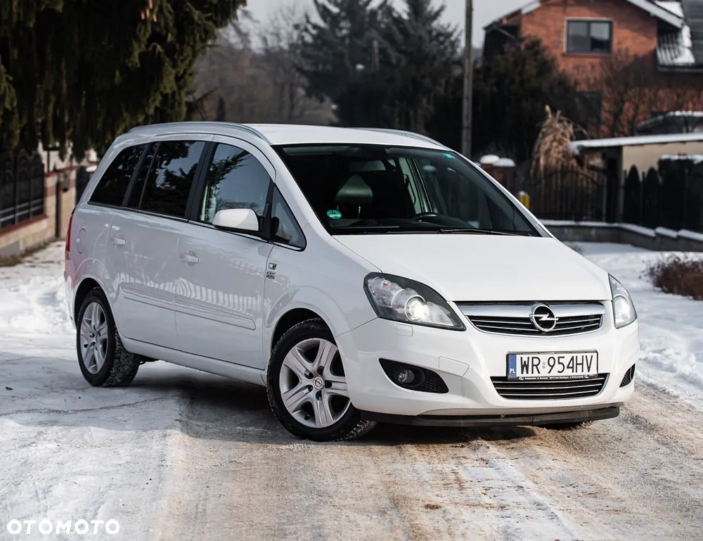 Opel Zafira - 9
