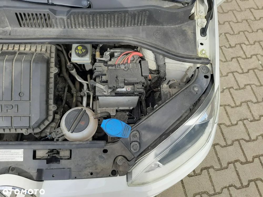 Volkswagen up! - 14