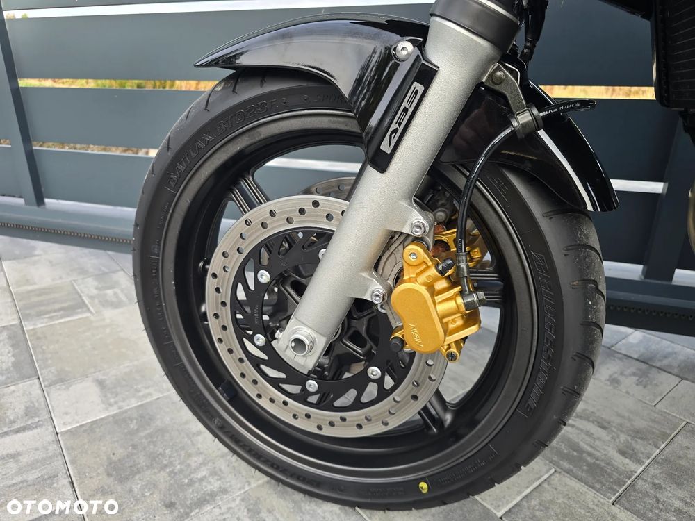 Honda CBF - 16