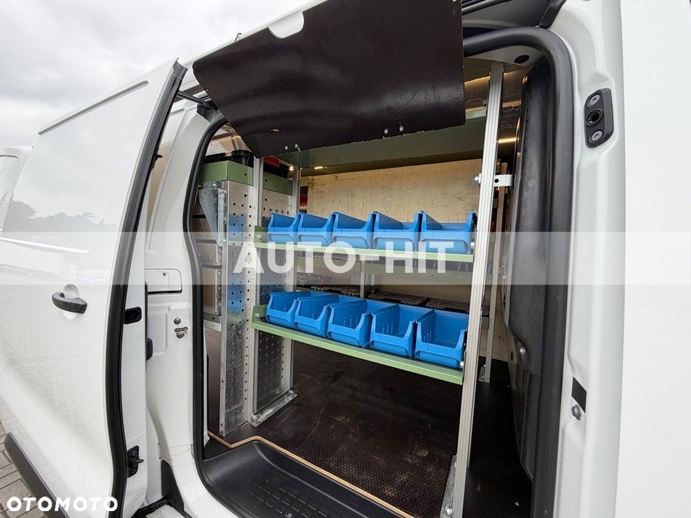 Opel Vivaro - 24