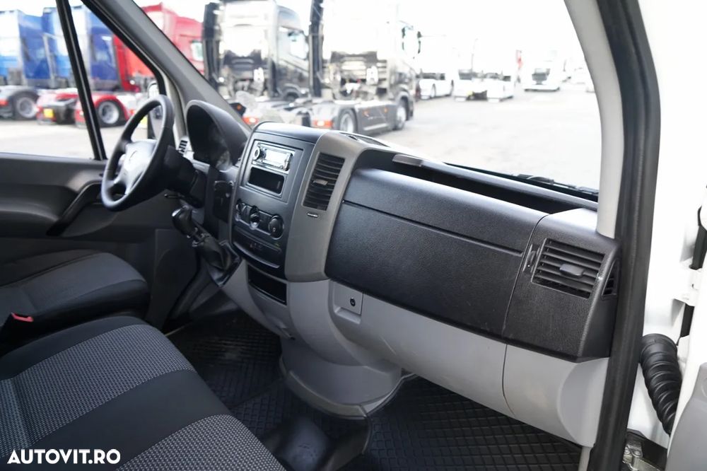 Mercedes-Benz SPRINTER 513 CDI / CUTIE DE VITEZE 4,4 m / MANUALĂ / DOUĂ CUTII - 30