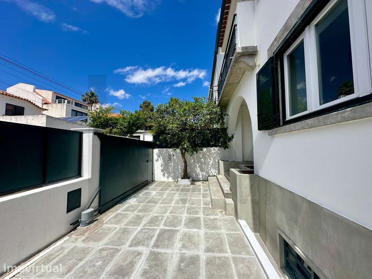 Moradia T5 - 324m2 - com Jardim - Grande imagem: 3/47