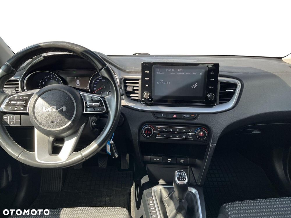 Kia Ceed - 17