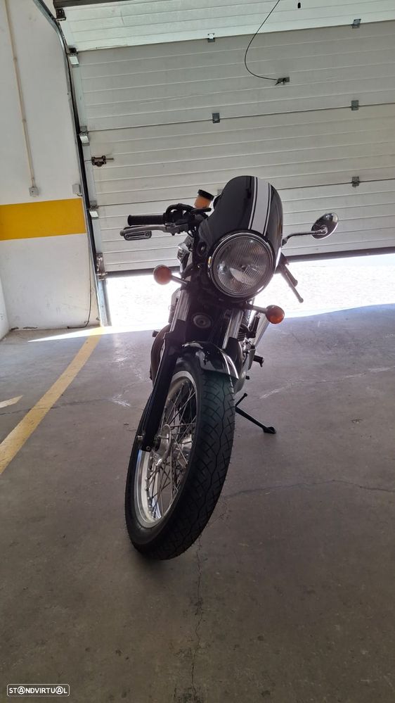 Triumph Thruxton - 4