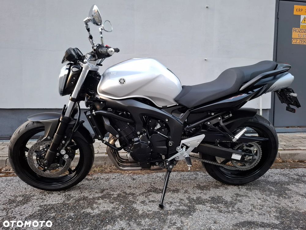 Yamaha FZ6 - 20