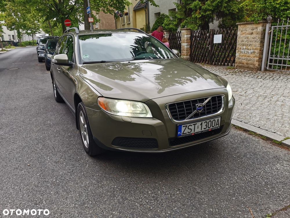 Volvo V70 2.5T Ocean Race - 1
