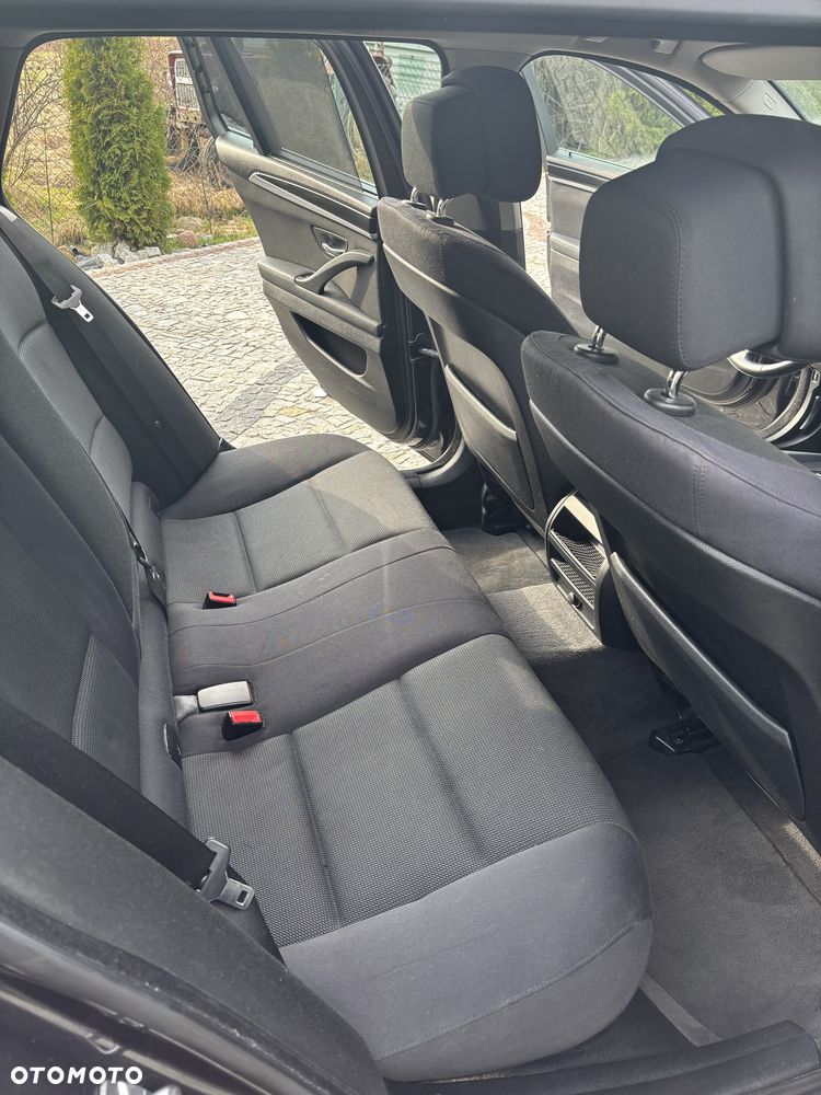 BMW 5 2011 photo 5