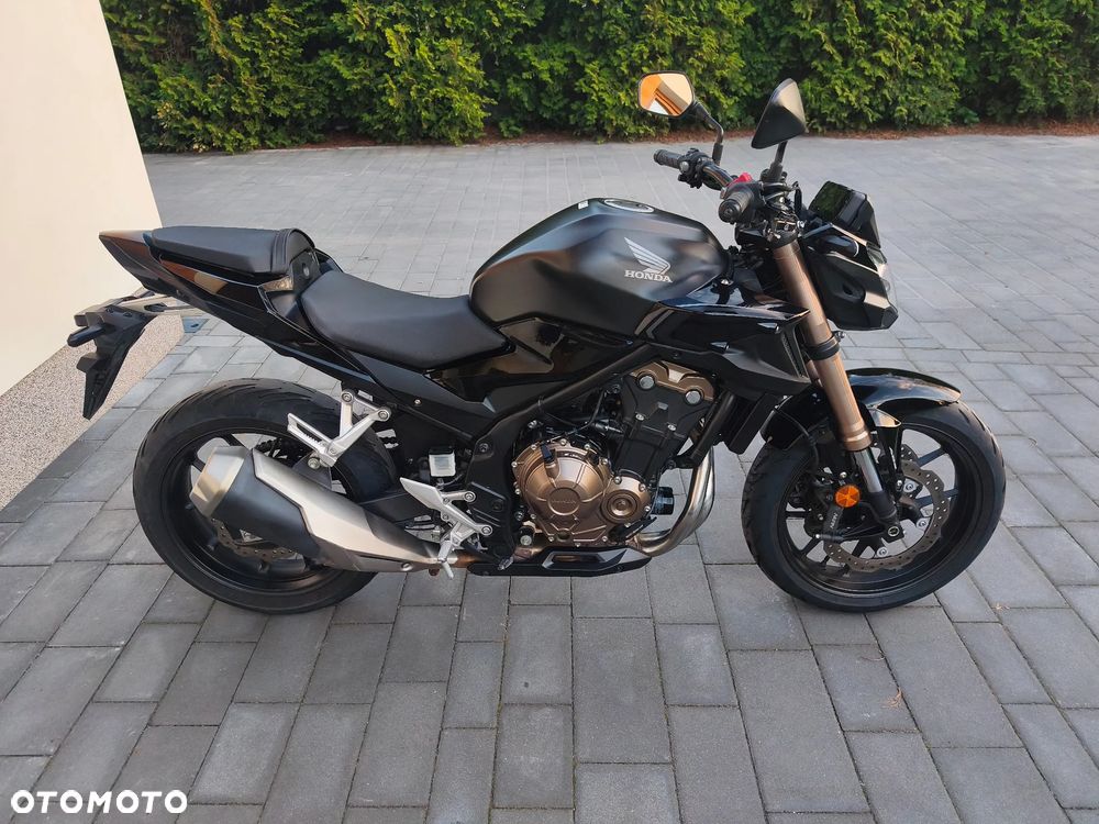 Honda CB - 2