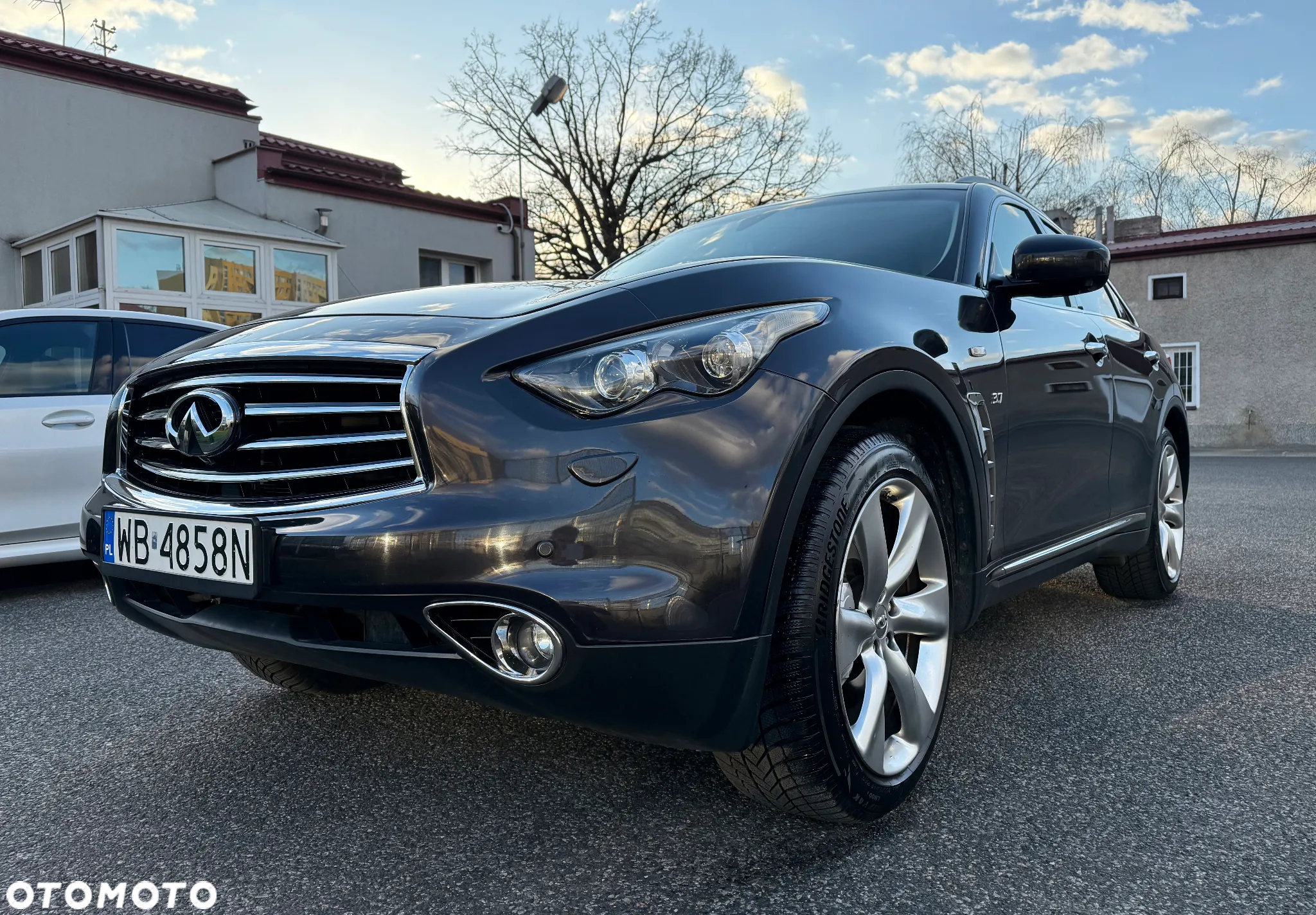 Infiniti Q70 3.7 S Premium - 6