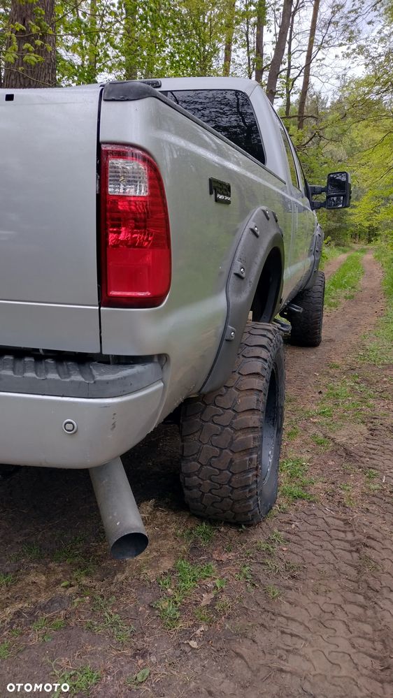 Ford F350 - 24