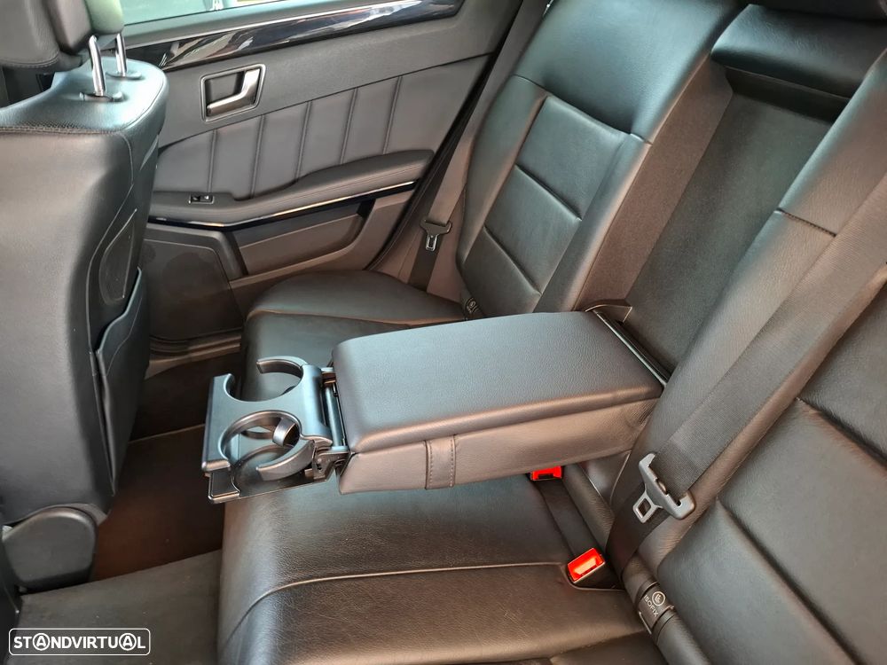 Mercedes-Benz E 300 Bluetec Hybrid Avantgarde - 45