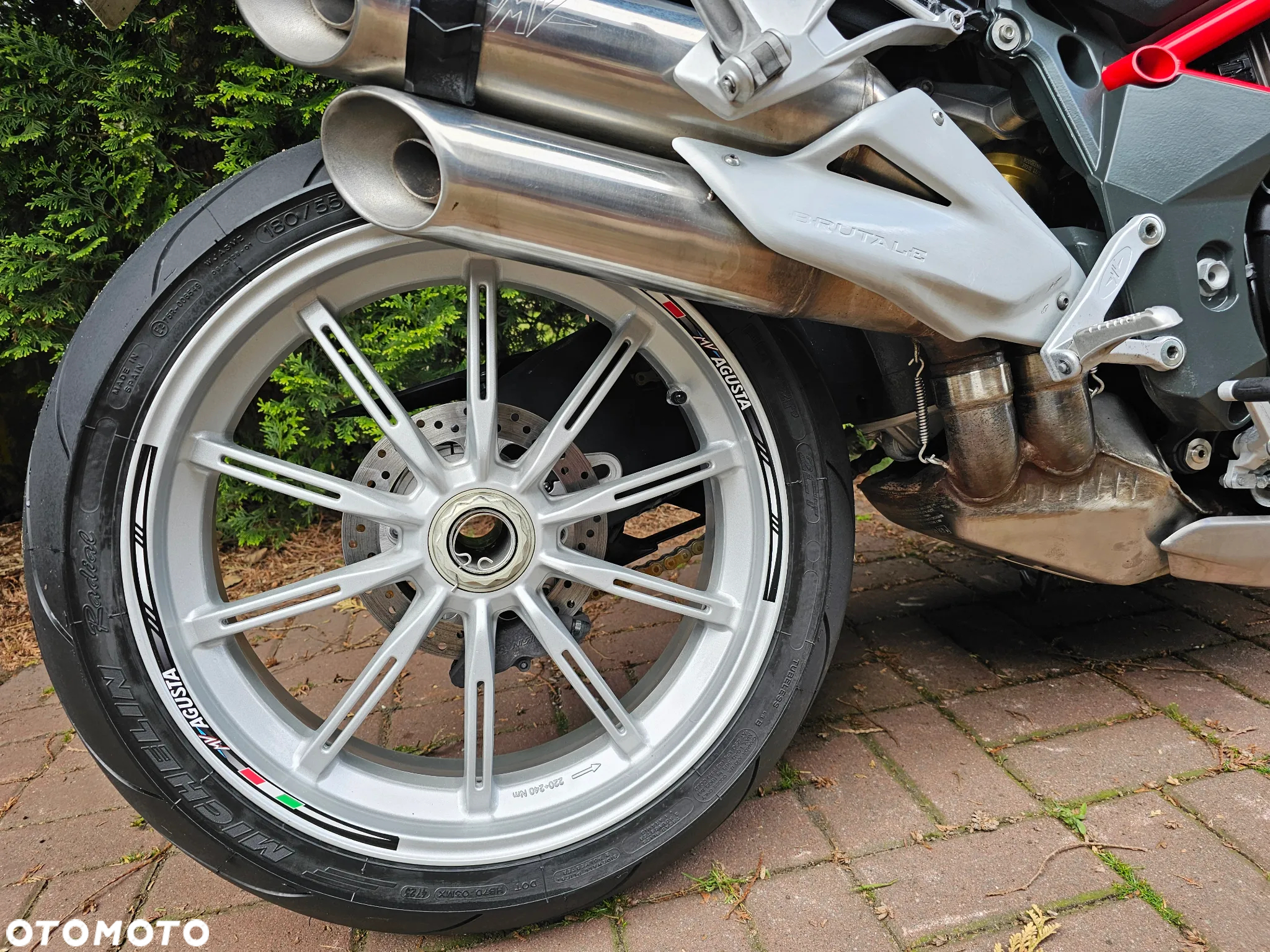 MV AGUSTA Brutale - 13