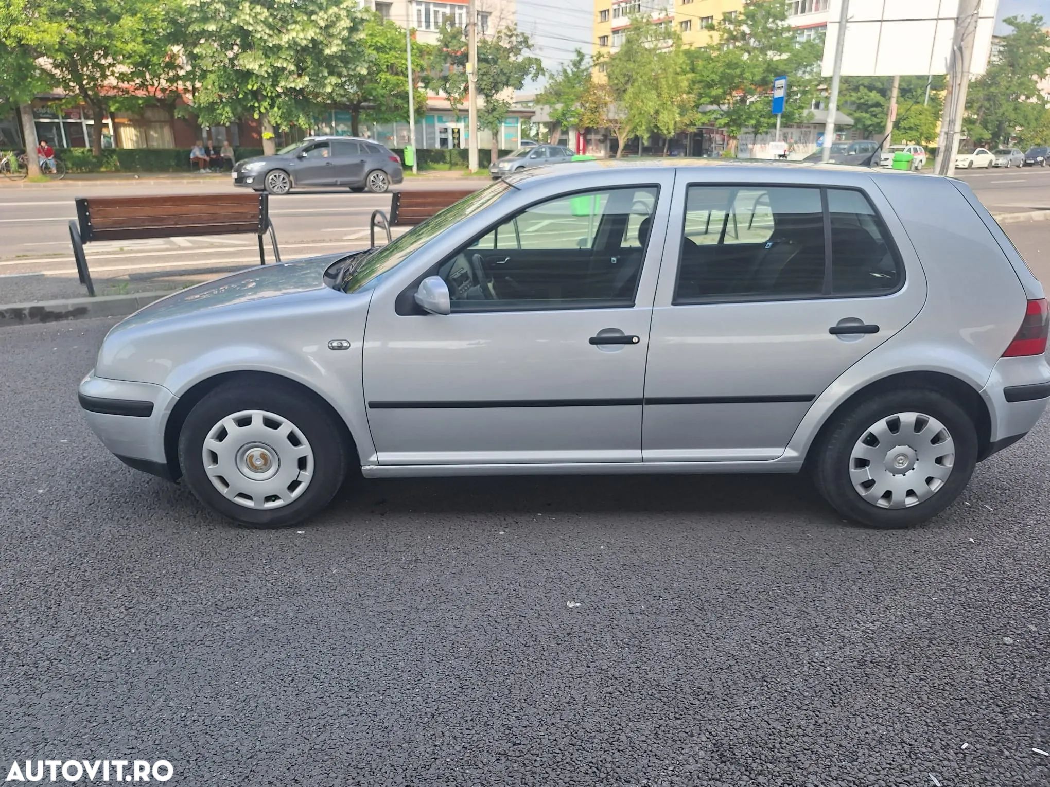 Volkswagen Golf 1.4 - 1