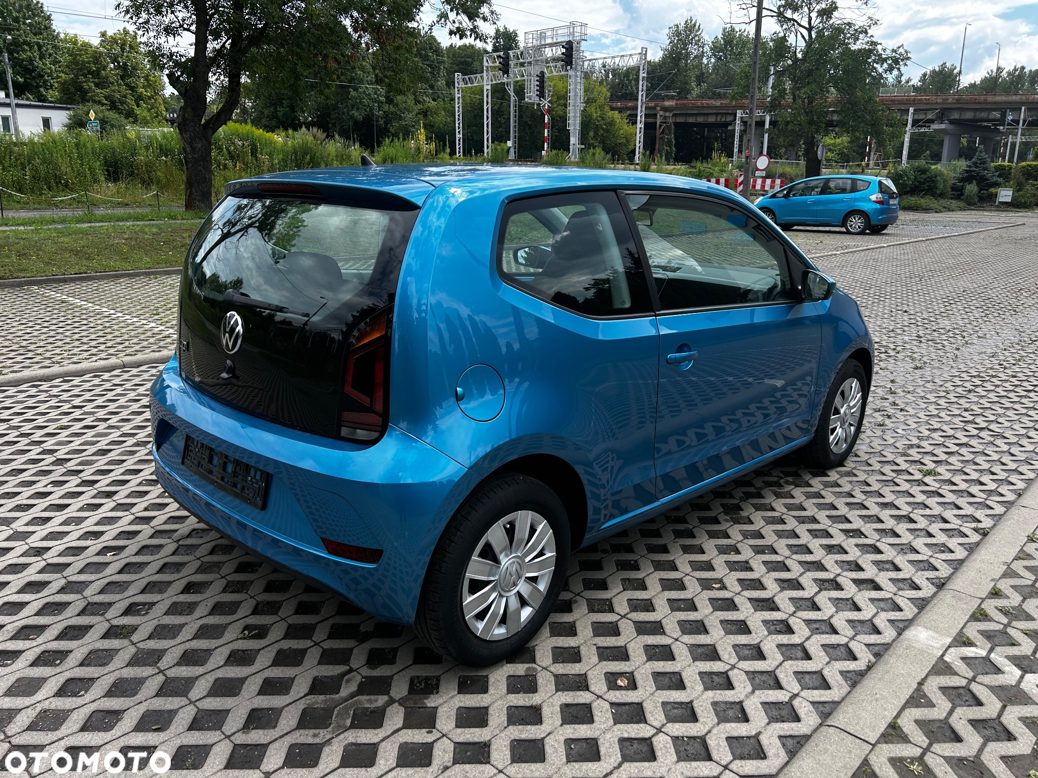 Volkswagen up! 1.0 move - 14